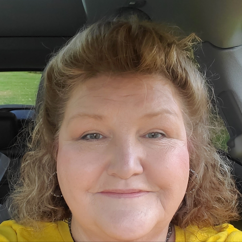 Meet your Posher, Christine